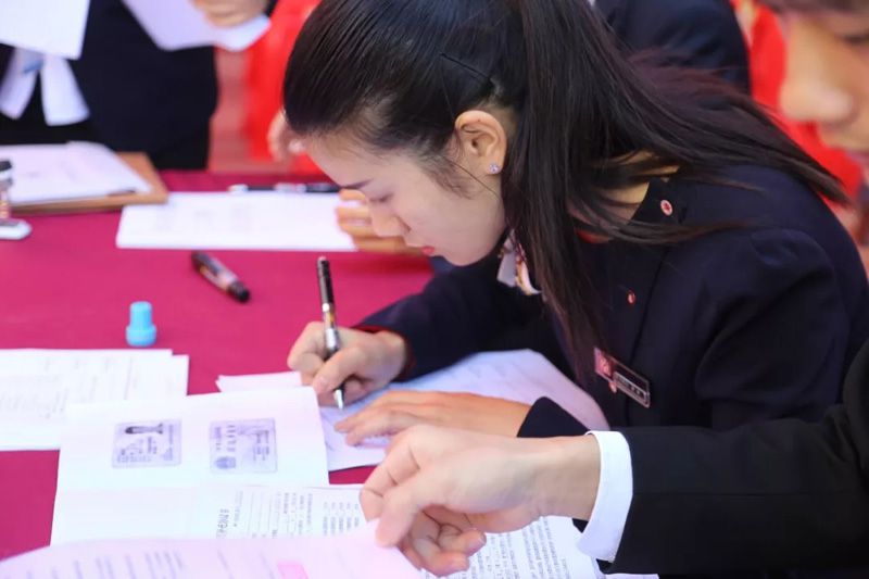 1542265065274714.jpg 640.webp (4).jpg